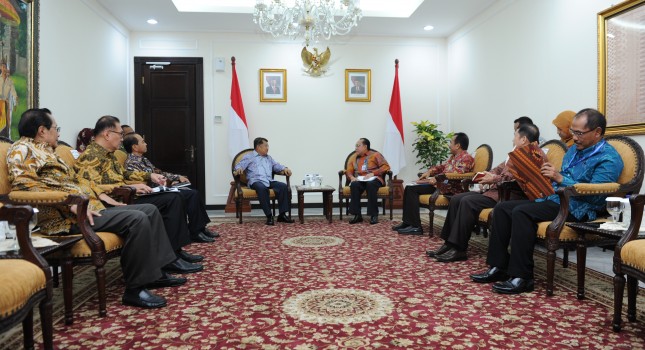 Wapres Jusuf Kalla: Menerima Kepala BKKBN